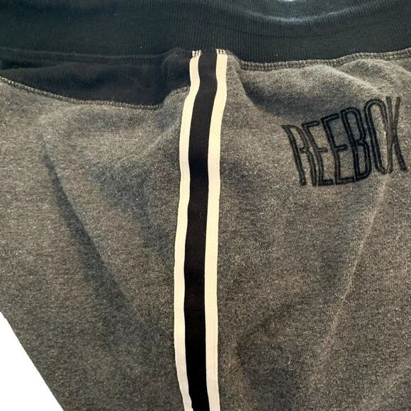 REEBOK‎ Women's grey jogger/loungewear/pants wi/white side stripe Sz Large - Picture 5 of 7